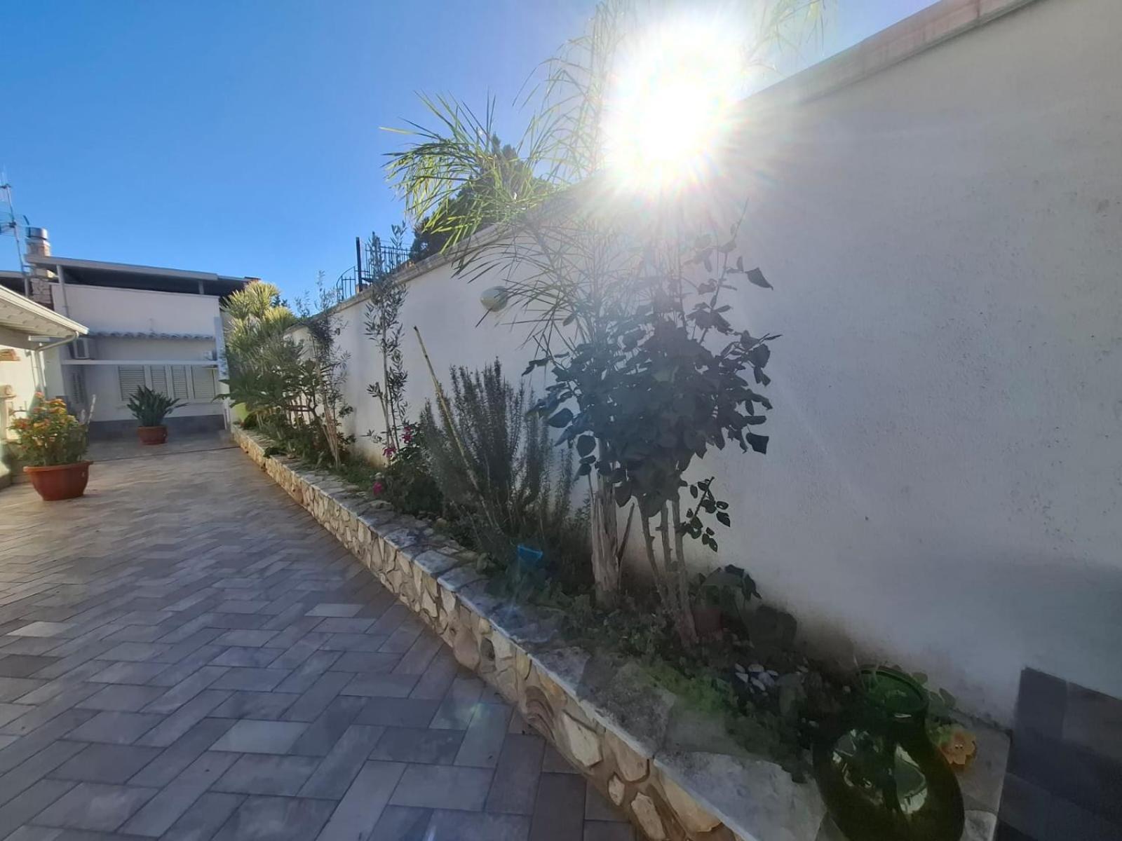 Villa Annamaria Carini Exterior photo